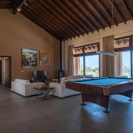 Villa Pine And Olive Seahouse