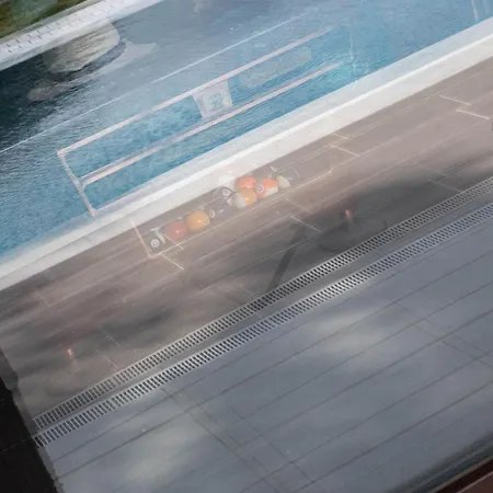 Pine And Olive Seahouse * Neo Chorio