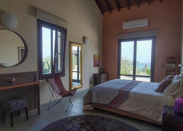 Villa Pine And Olive Seahouse *