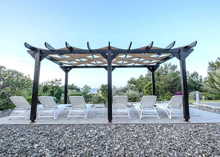 Villa Pine And Olive Seahouse