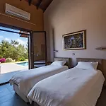 Pine And Olive Seahouse וילה נאו חוריו