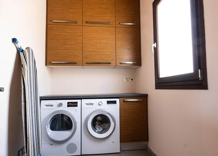 Vila Pine And Olive Seahouse Neo Chorio