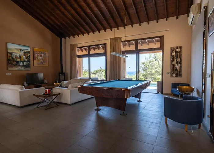 Pine And Olive Seahouse