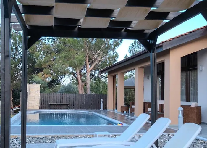 Pine And Olive Seahouse