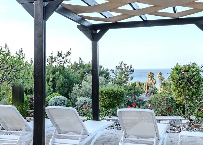 Pine And Olive Seahouse